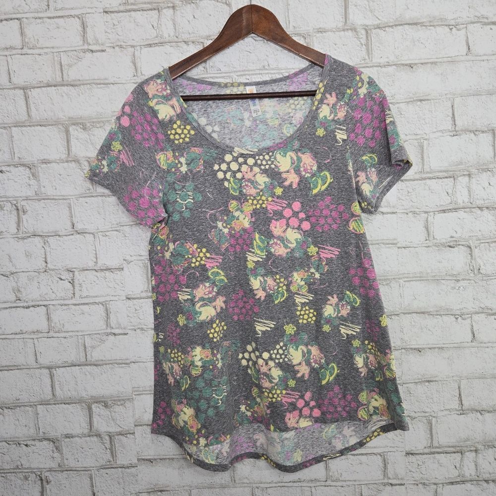 LuLaRoe cute printed graphic tee‎